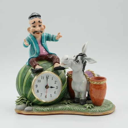 Бабайчик с часами