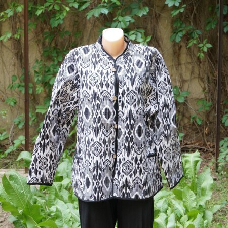 Двухсторонний стеганный пиджак из узбекского хлопка (укороченный чапан) черно-белый