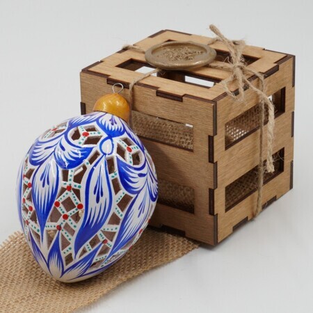 Елочная игрушка   "Ресничная 1"