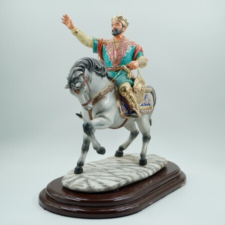 Амир Темур на коне (малый)